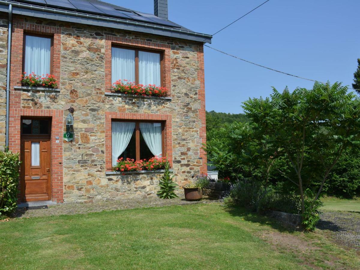 Lovely Holiday Home In Daverdisse With Terrace Экстерьер фото